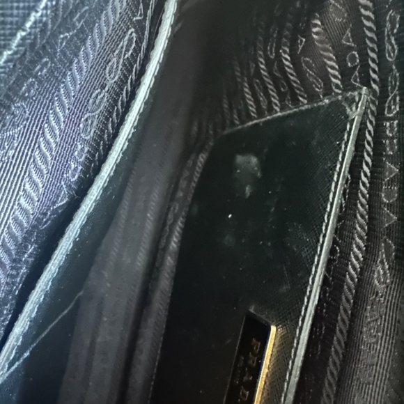 Black Prada Medium Galleria Saffiano Bag - Picture 7 of 16